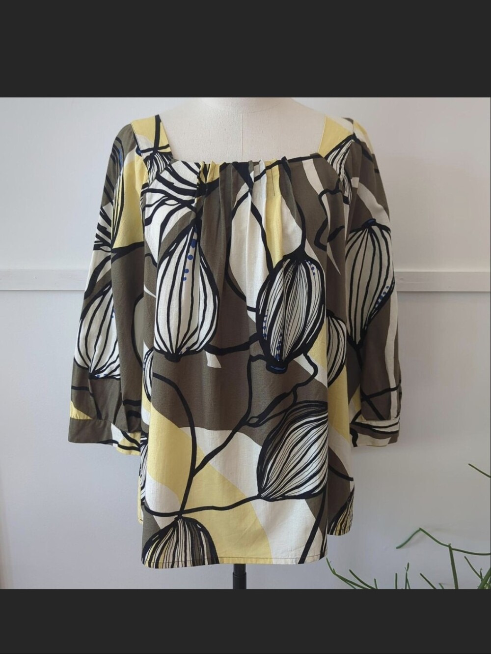 Masai yellow, brown, and white abstract floral print cotton/linen blouse Medium